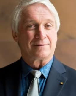 Stephen Hinshaw